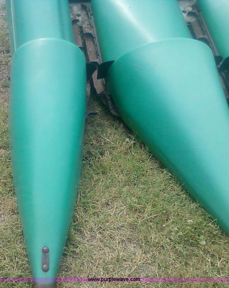 image for item 1903 1993 John Deere 893 corn head