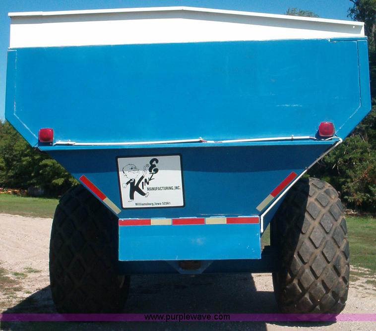 image for item 1910 Kinze 800 grain cart