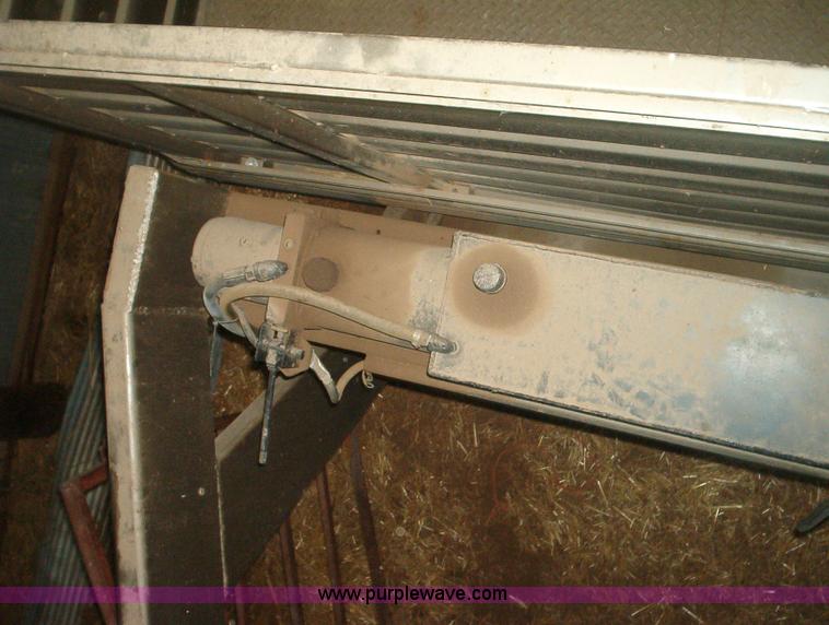 image for item 1954 Loadmaster fifth wheel grain trailer