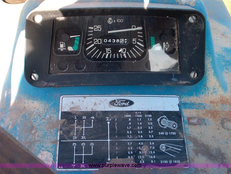 image for item 1958 Ford 5000 tractor