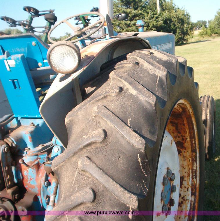 image for item 1958 Ford 5000 tractor
