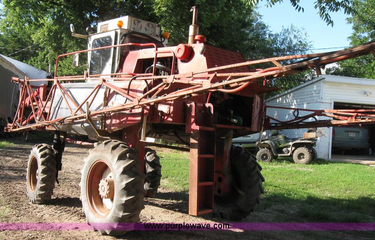 image for item 2227 1979 Hagie 647 self propelled sprayer with 60' boom