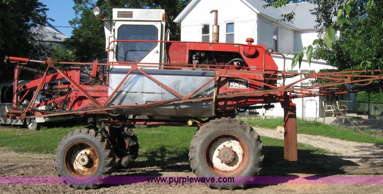 image for item 2227 1979 Hagie 647 self propelled sprayer with 60' boom