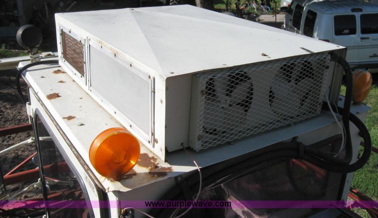 image for item 2227 1979 Hagie 647 self propelled sprayer with 60' boom