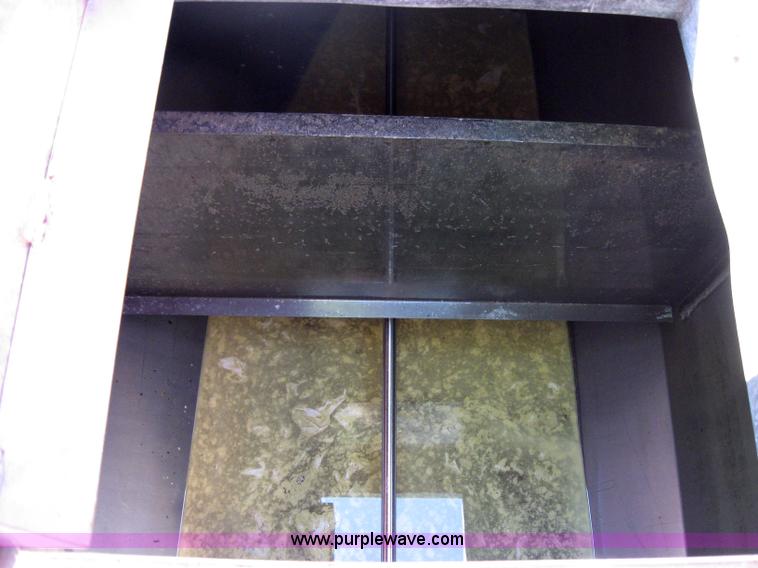 image for item 2227 1979 Hagie 647 self propelled sprayer with 60' boom