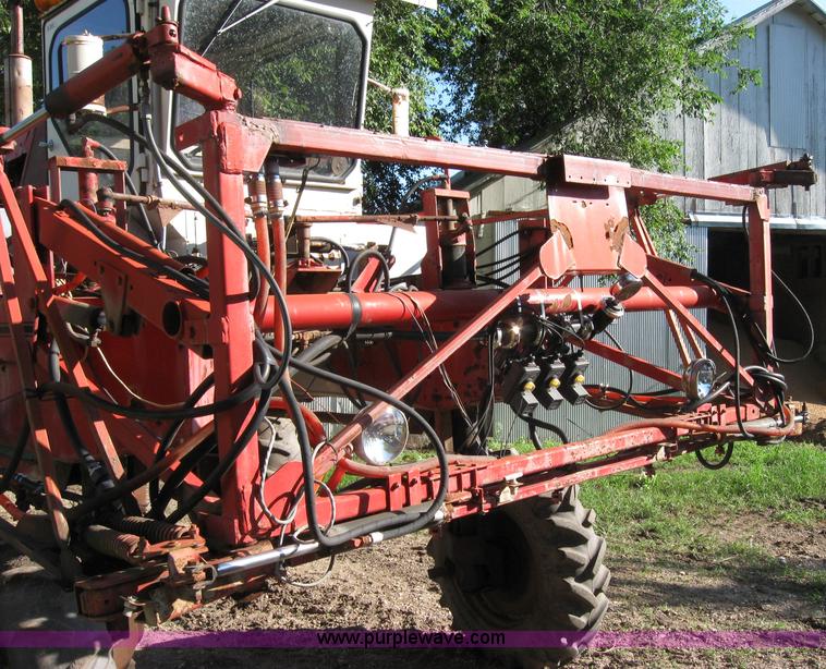 image for item 2227 1979 Hagie 647 self propelled sprayer with 60' boom