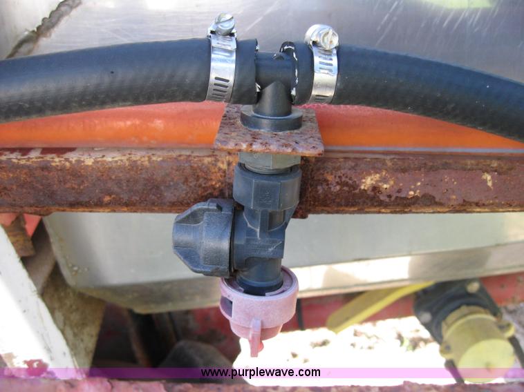 image for item 2227 1979 Hagie 647 self propelled sprayer with 60' boom