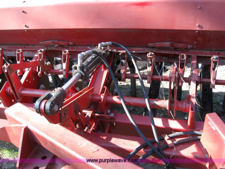 image for item 2228 Case IH 5100 double hitch grain drills