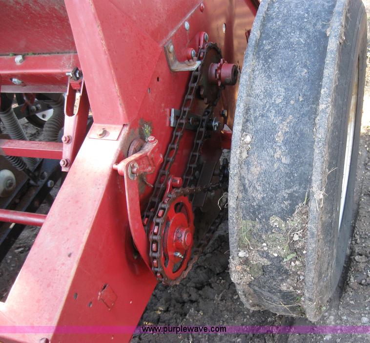 image for item 2228 Case IH 5100 double hitch grain drills