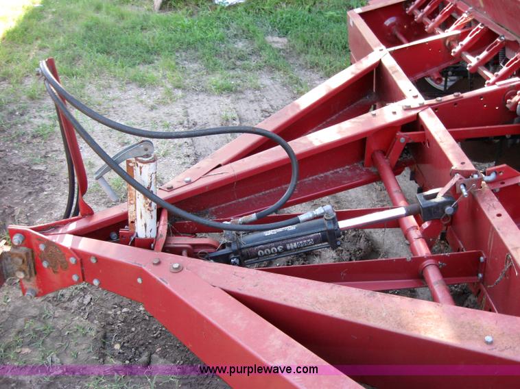 image for item 2228 Case IH 5100 double hitch grain drills