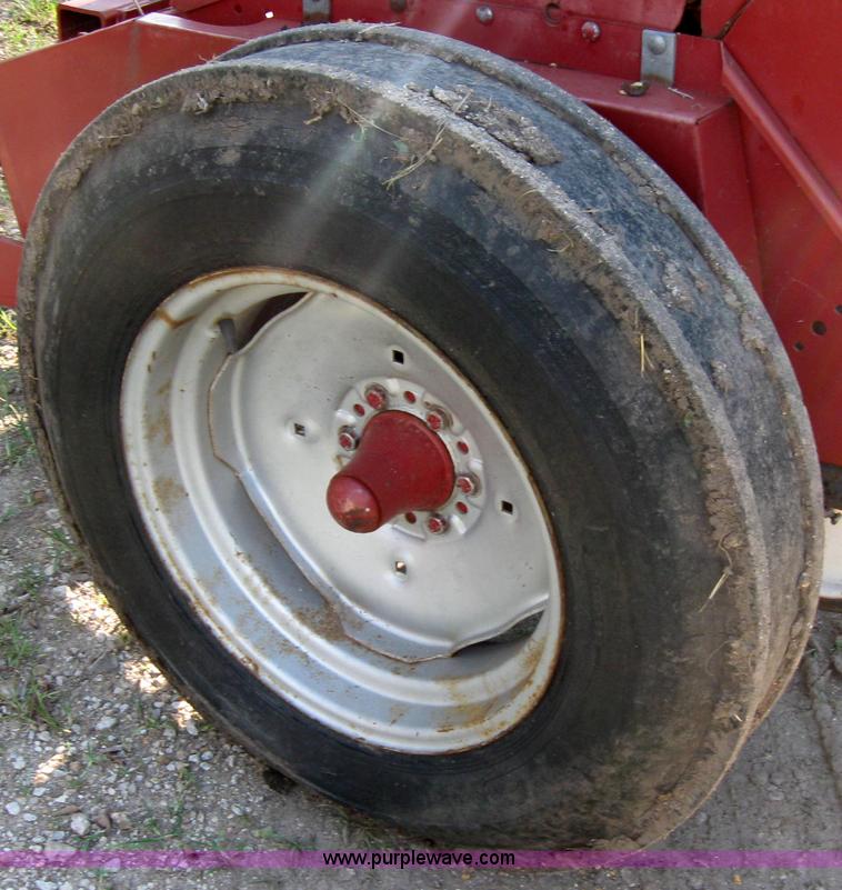 image for item 2228 Case IH 5100 double hitch grain drills