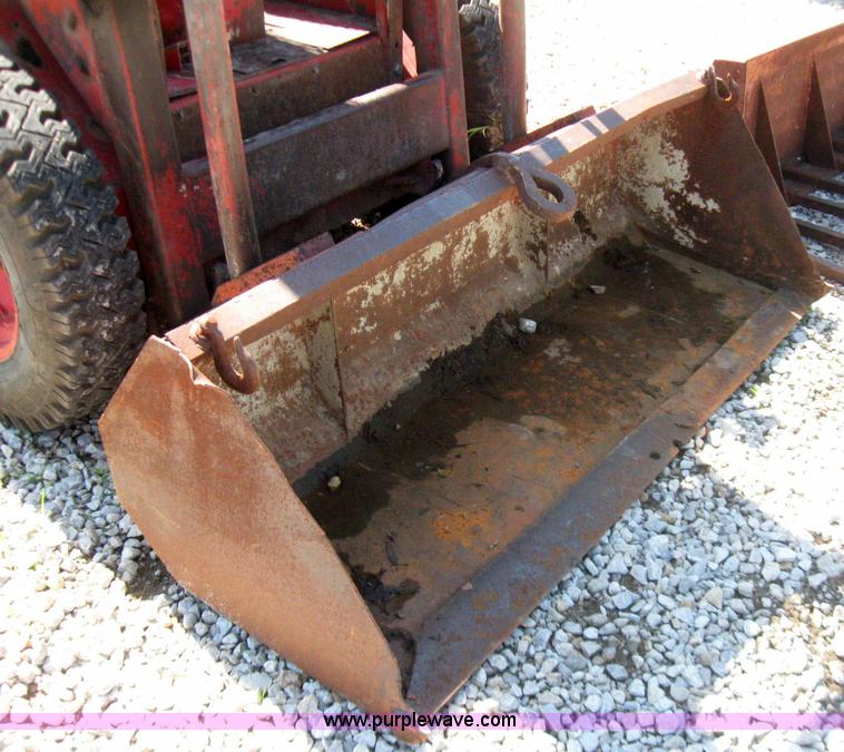 image for item 2238 Gehl 4400 hydracat skid steer