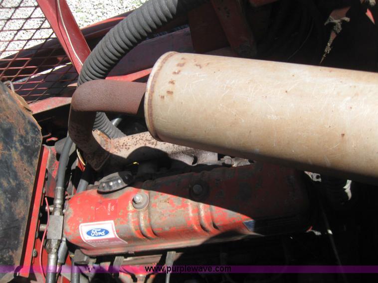 image for item 2238 Gehl 4400 hydracat skid steer