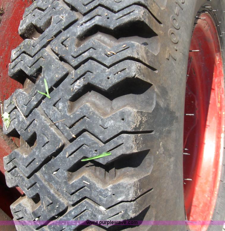 image for item 2238 Gehl 4400 hydracat skid steer