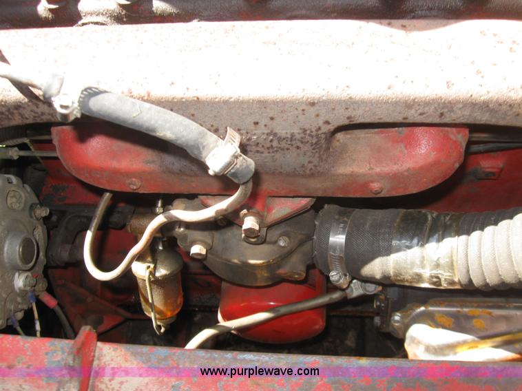 image for item 2238 Gehl 4400 hydracat skid steer