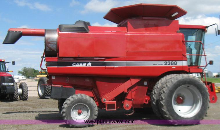 image for item 2279 1998 Case IH 2388 combine
