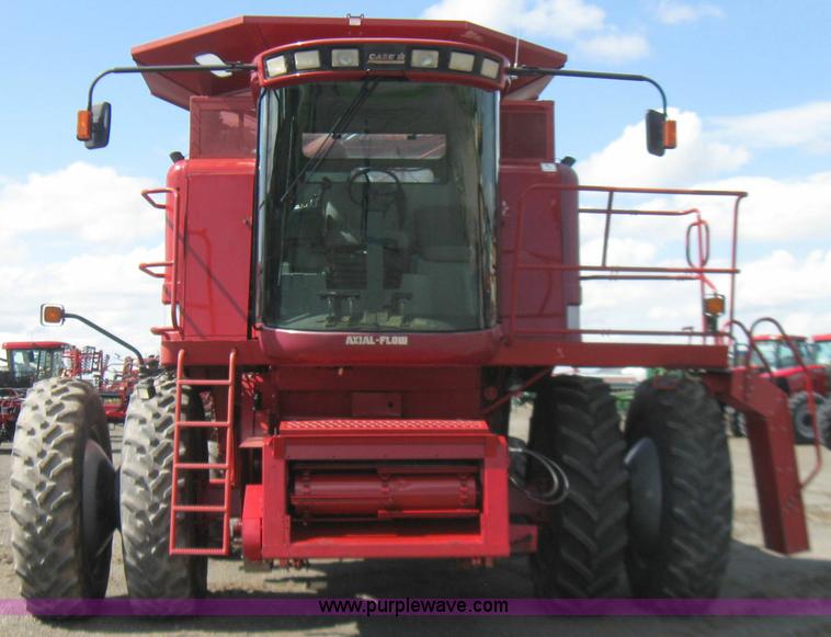 image for item 2279 1998 Case IH 2388 combine