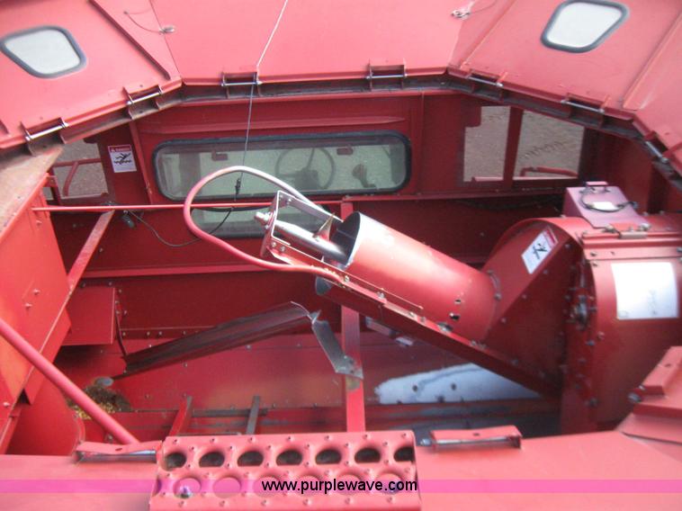 image for item 2279 1998 Case IH 2388 combine