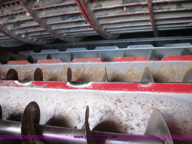 image for item 2279 1998 Case IH 2388 combine