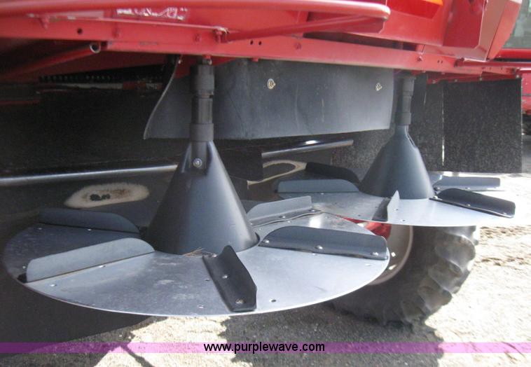 image for item 2279 1998 Case IH 2388 combine