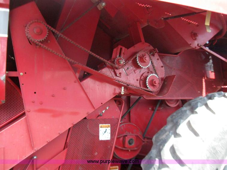 image for item 2279 1998 Case IH 2388 combine