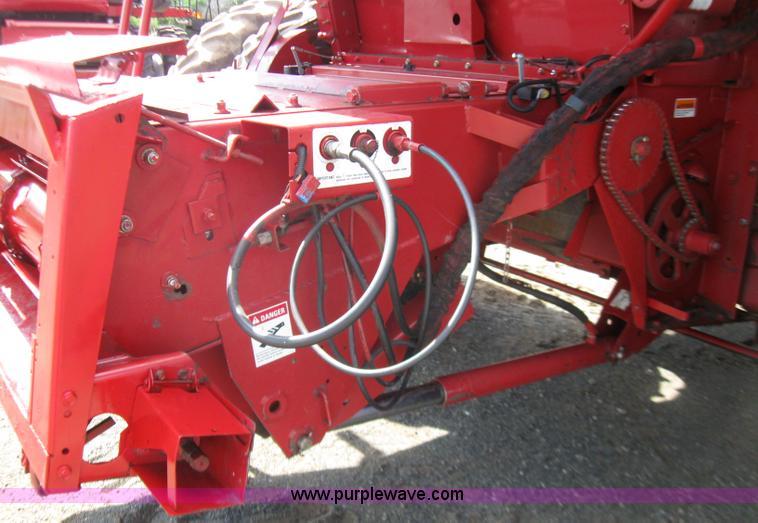image for item 2279 1998 Case IH 2388 combine