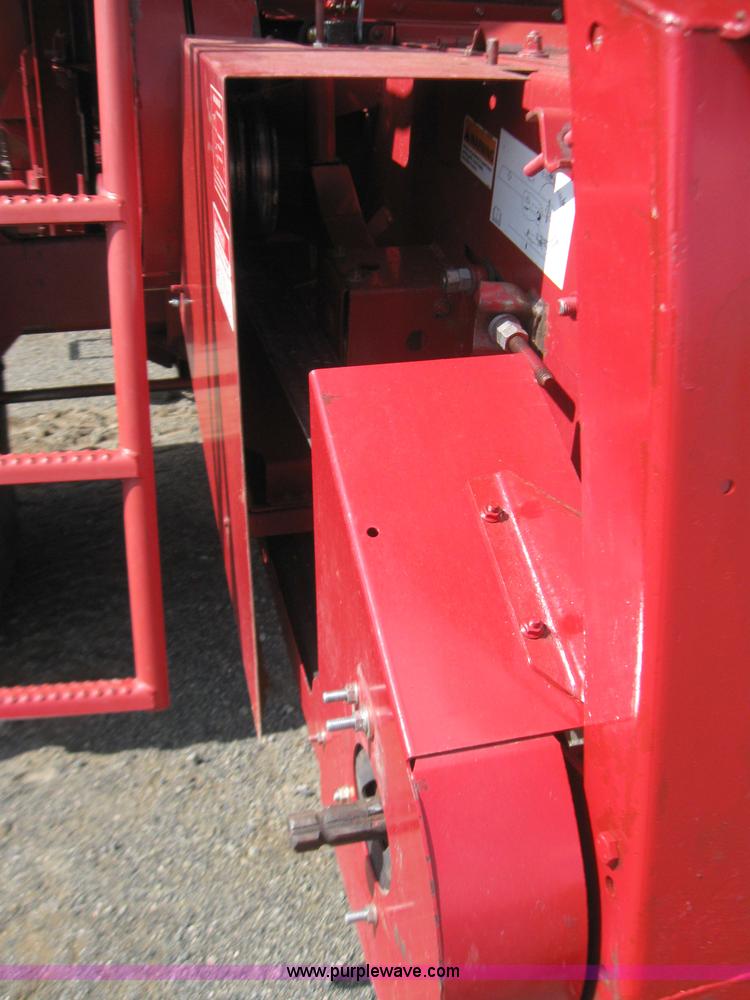 image for item 2279 1998 Case IH 2388 combine