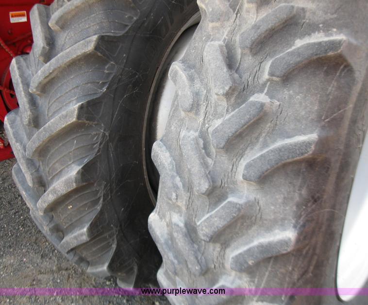 image for item 2279 1998 Case IH 2388 combine