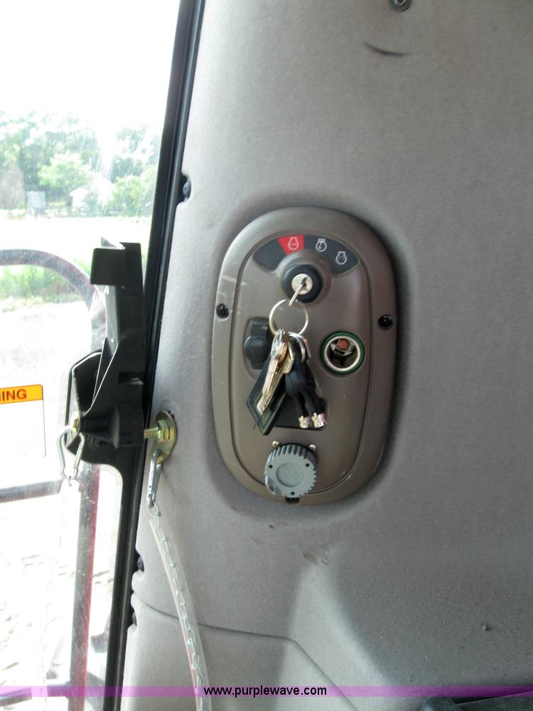 image for item 2280 2009 Case IH 8120AFX combine