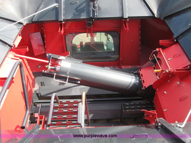 image for item 2280 2009 Case IH 8120AFX combine