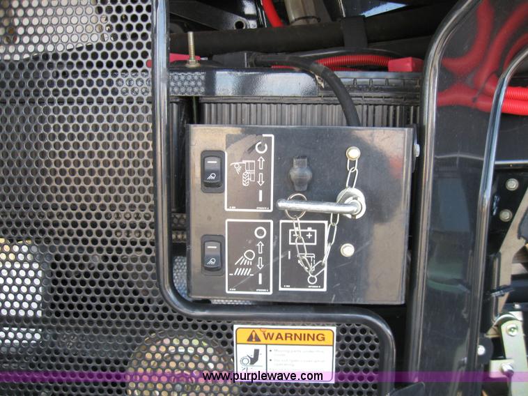 image for item 2280 2009 Case IH 8120AFX combine