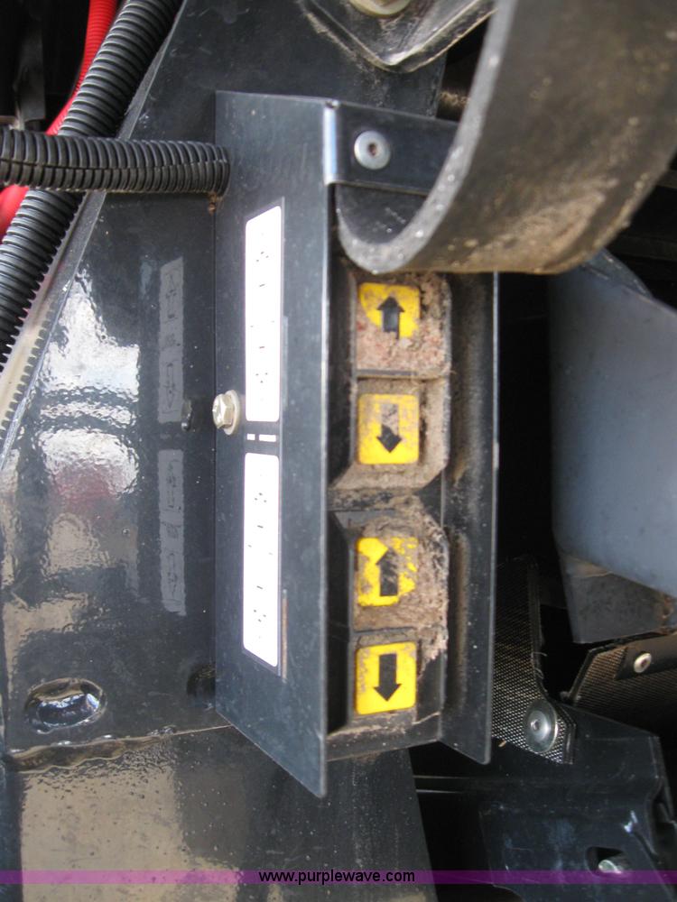 image for item 2280 2009 Case IH 8120AFX combine