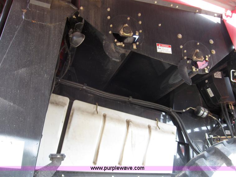image for item 2280 2009 Case IH 8120AFX combine