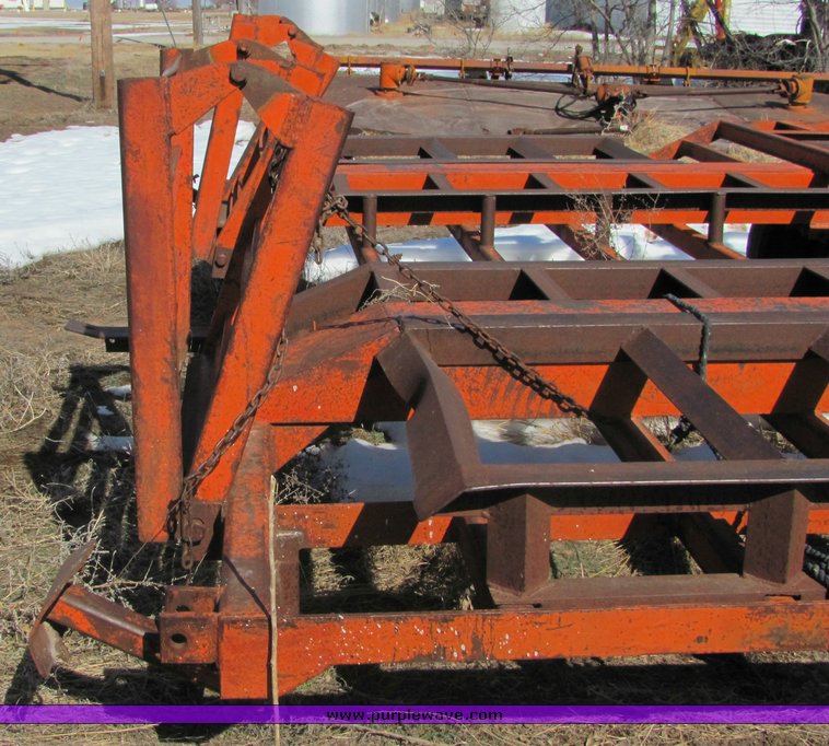 image for item 3036 Donahue combine/swather trailer
