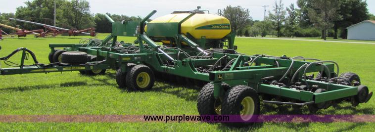 image for item 3511 2003 John Deere 1890 42 ft. air seeder