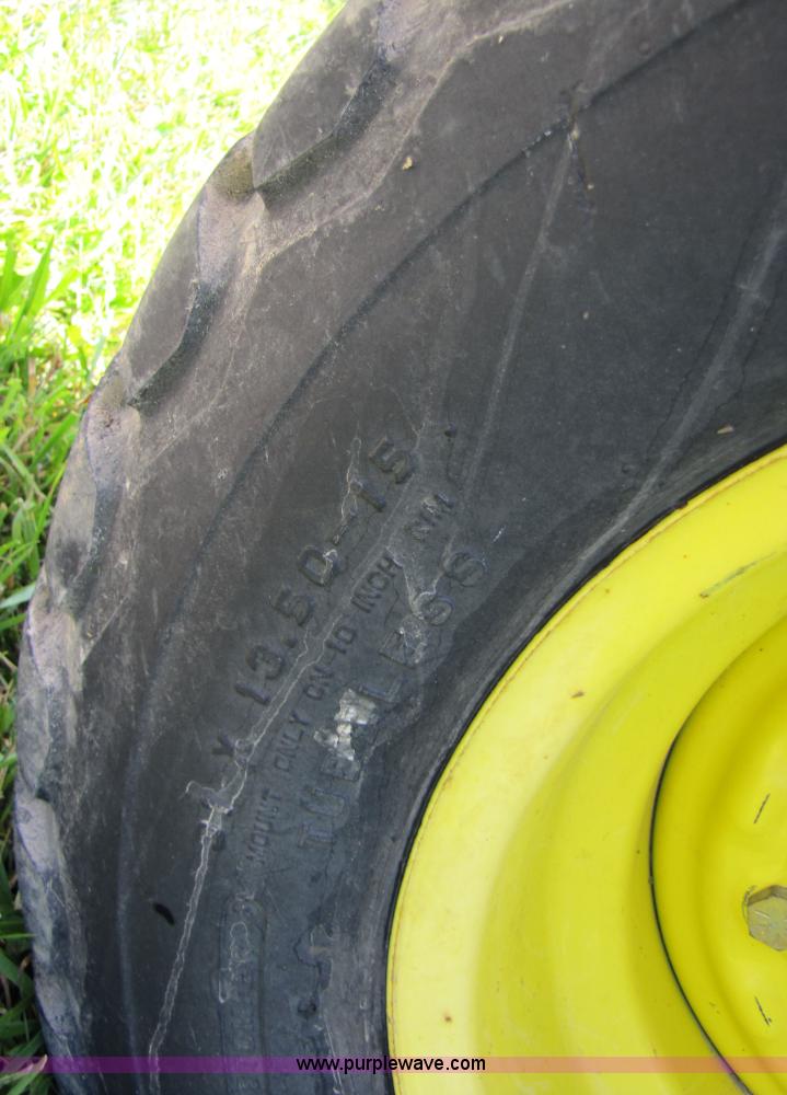 image for item 3511 2003 John Deere 1890 42 ft. air seeder