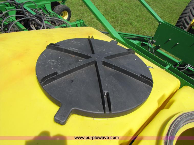 image for item 3511 2003 John Deere 1890 42 ft. air seeder