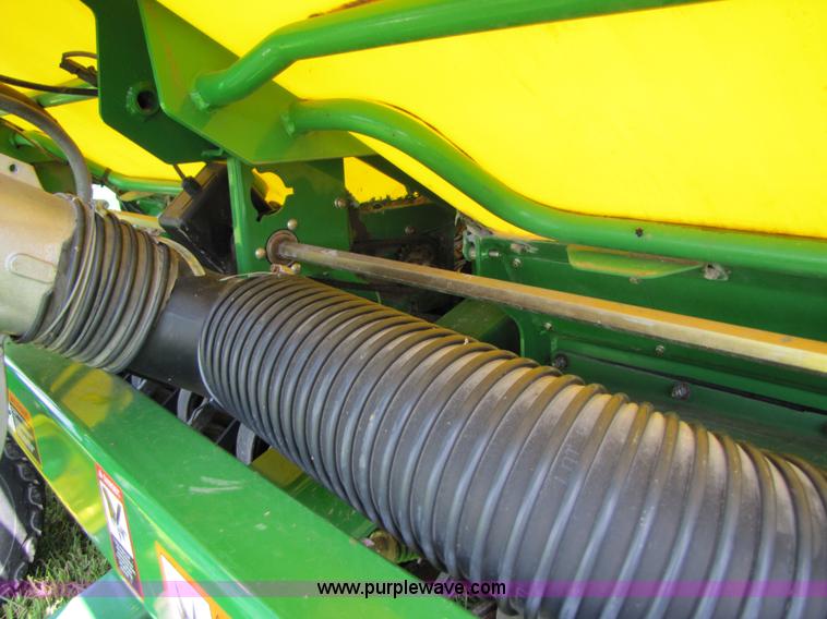 image for item 3511 2003 John Deere 1890 42 ft. air seeder