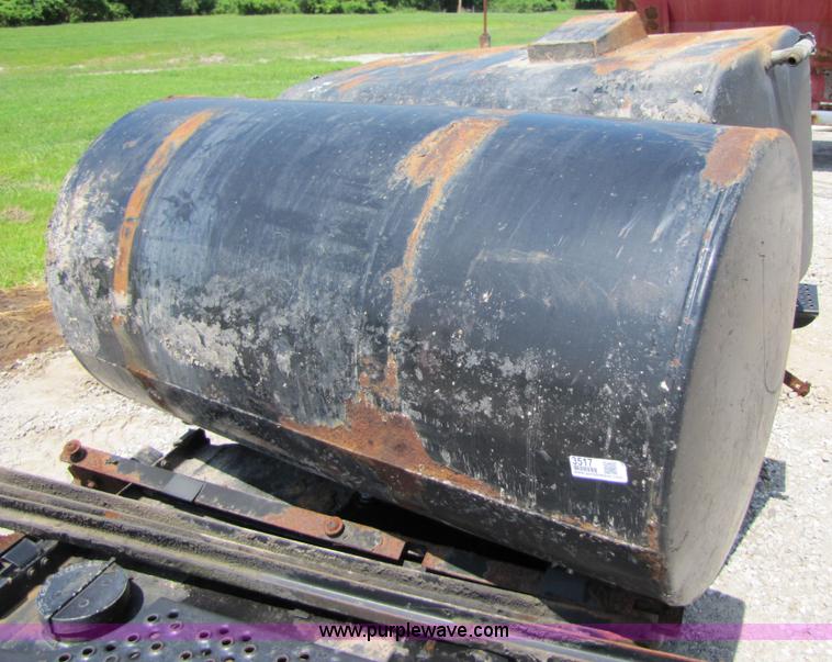 image for item 3517 Assorted fuel tanks