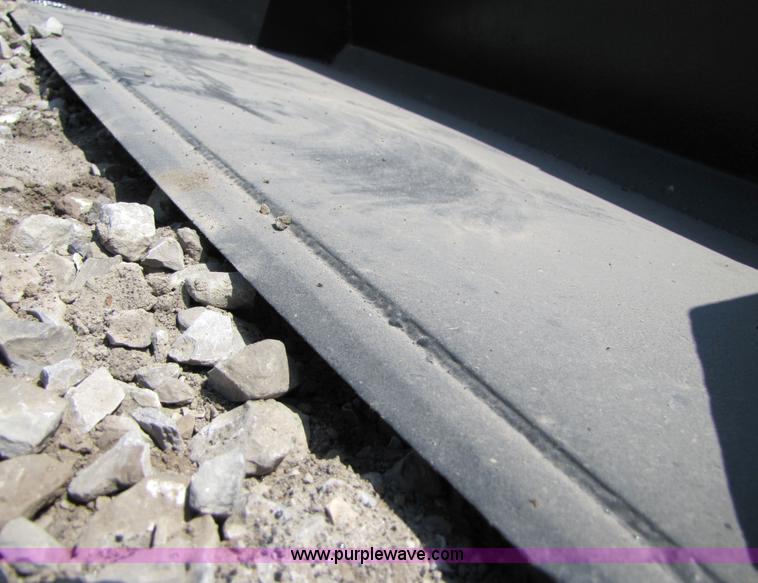 image for item 3518 48" skid steer bucket