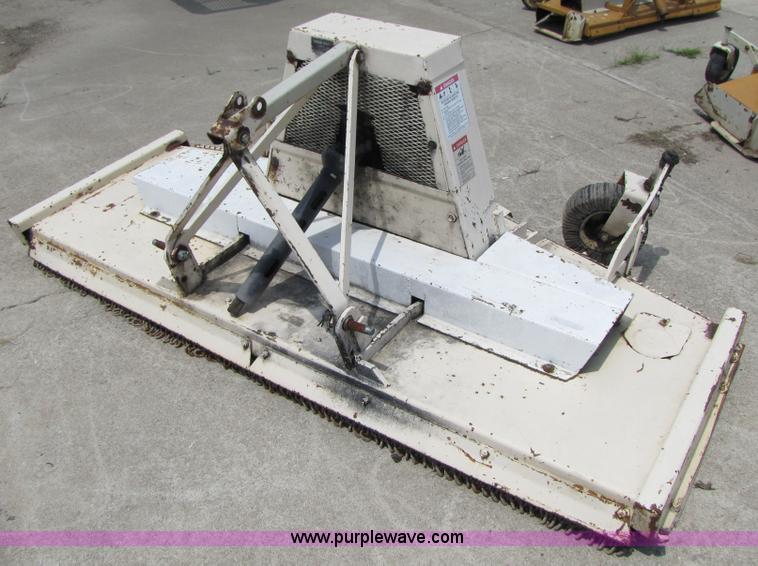 image for item 3523 Woods R-90 three point mower
