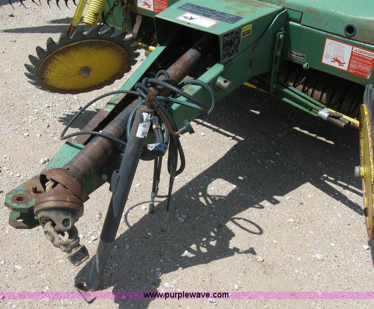 image for item 4291 John Deere 535 round baler