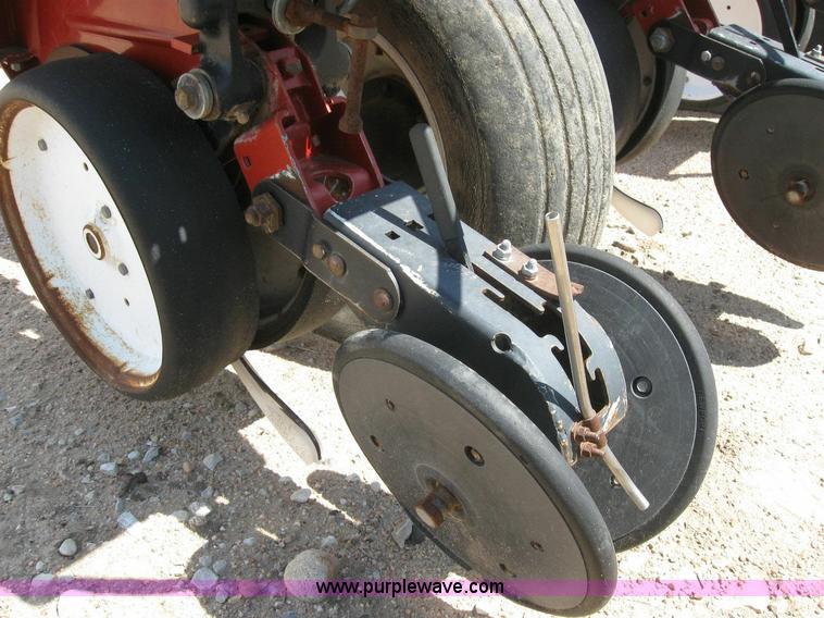 image for item 4292 White 6108 eight row planter