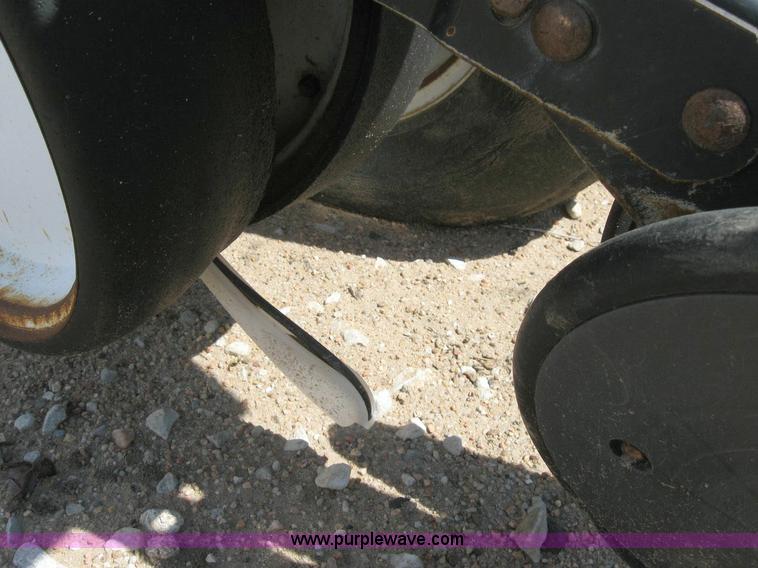 image for item 4292 White 6108 eight row planter