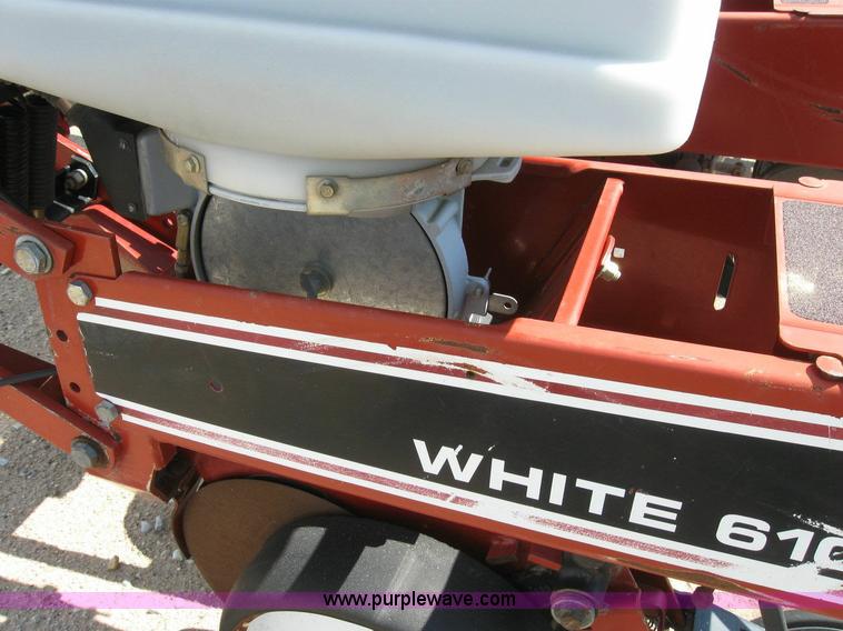 image for item 4292 White 6108 eight row planter
