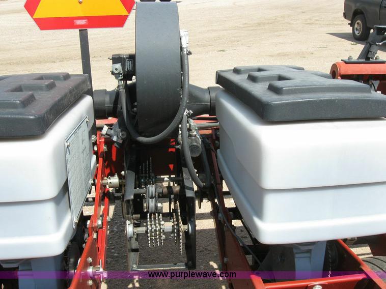 image for item 4292 White 6108 eight row planter