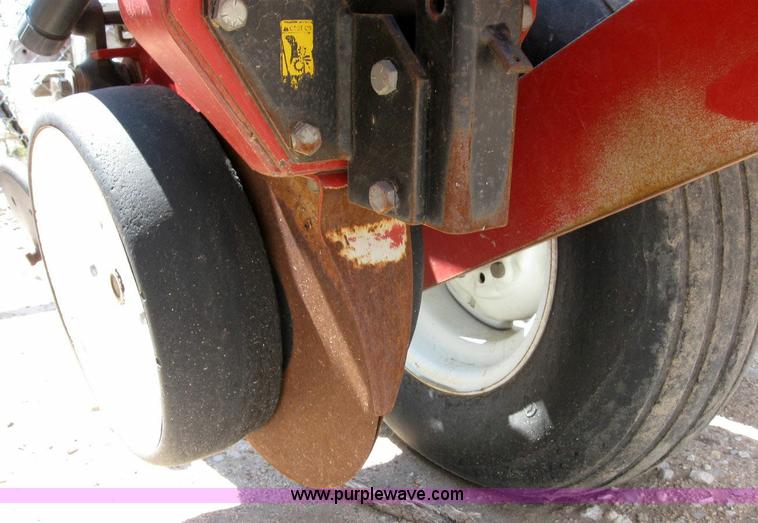 image for item 4292 White 6108 eight row planter