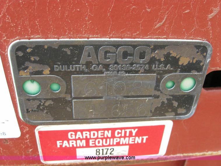 image for item 4292 White 6108 eight row planter