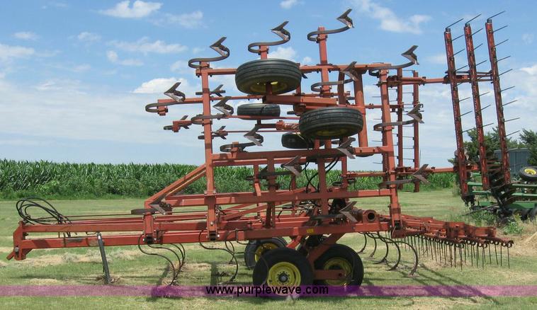 image for item 4295 Sunflower 5231-24 cultivator