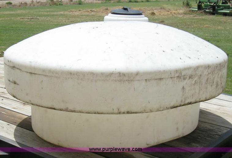 image for item 4297 210 gallon pickup tank